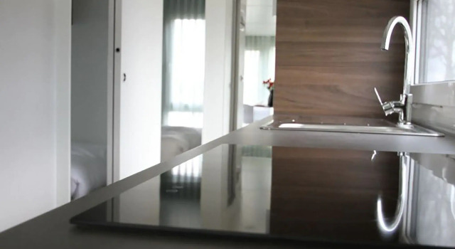 Comfortable air-conditioned chalet in a holiday park on the Gulperberg