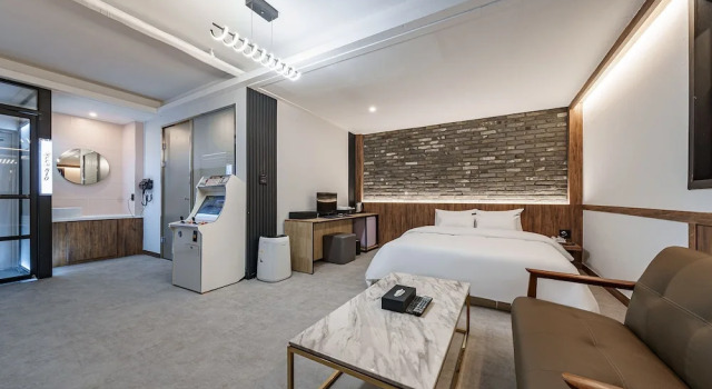 Люкс Cheonan Hound Hotel