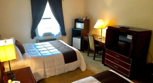 Двухместный номер Standard Bicentennial Inn