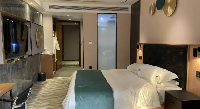 Green Tree Inn Henan Puyang City Nangle County Xih, Varaa Hotelli Puyang Henan