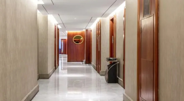 Royal Plaza Hotel, Забронировать Отель Цюйчжоу Чжэцзян, рядом с Quzhou Railway Station