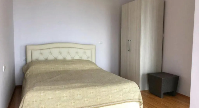 Llakmani Apartment