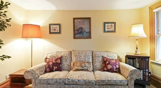 Special Offer- 5 bed Victorian in Zone2, Забронировать Отель Отели Лондона 3 звезды, рядом с Больница Чаринг-Кросс, 3*