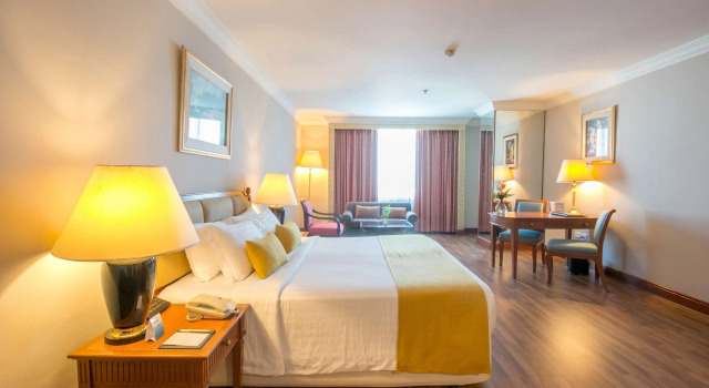 Двухместный полулюкс Golden Tulip Sovereign Hotel Bangkok