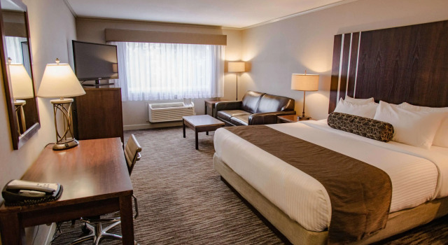 Четырёхместный номер Standard Best Western Mountainview Inn
