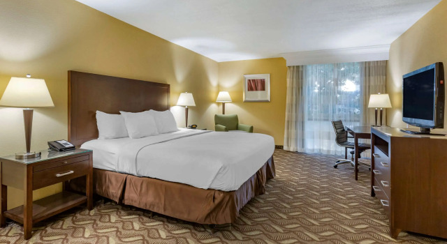 Двухместный номер Standard Clarion Inn & Suites Roswell