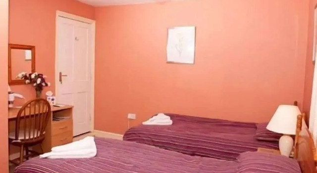 Holbrook Bed and Breakfast, Book Bed and Breakfast Hoteller i Shaftesbury med parkering, Parkering