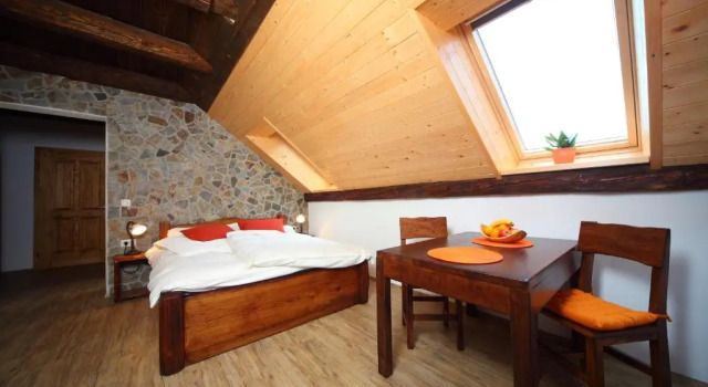 Студия с балконом Pod Ponco Apartments