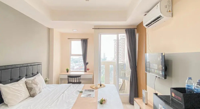 Basic Style Studio At Apartment Belmont Residence Puri, Prenota Appartamento Giacarta Jakarta Province