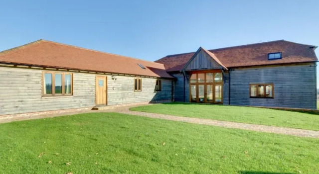 Holiday Home Oxney Barn