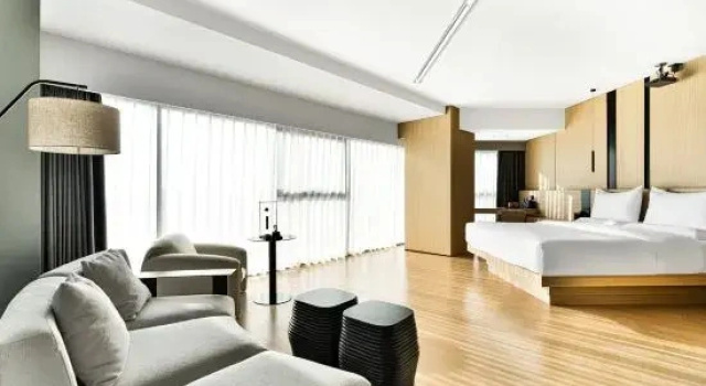Люкс Hotel Fanjin (Zhengzhou Ruyi Lake CBD Convention Center)