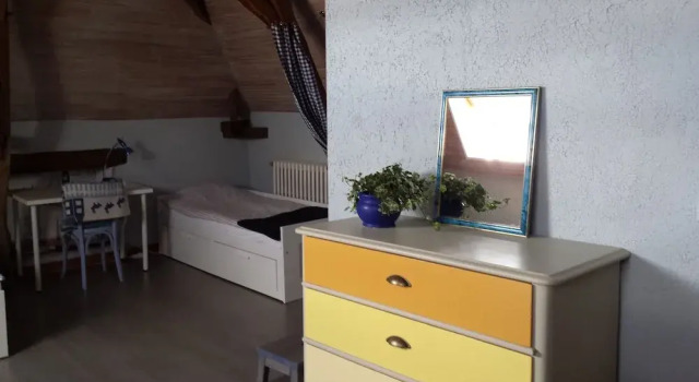 The Attic, Забронировать Отель Вунёй-Сюр-Вьенна Вьен