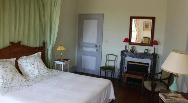 Номер Standard Chambres dHôtes Le Château de la Plante