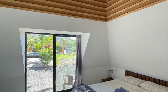 Pyramid Lodge Tamarindo Akhenaton, Rezervovat Penzión Hotely v Guanacaste s parkováním, Parkování