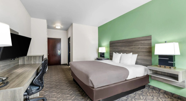 Двухместный люкс Quality Inn & Suites Salt Lake City Airport West
