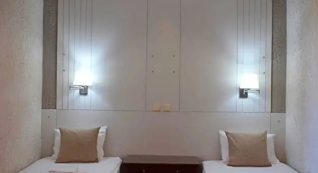 Двухместный номер Standard Altis Hotel
