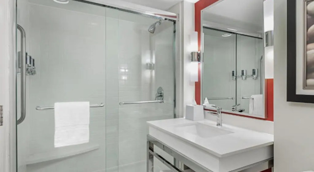 Номер Superior Four Points by Sheraton London