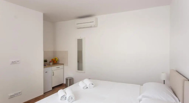 Двухместный номер Deluxe Guest House Eight Roses