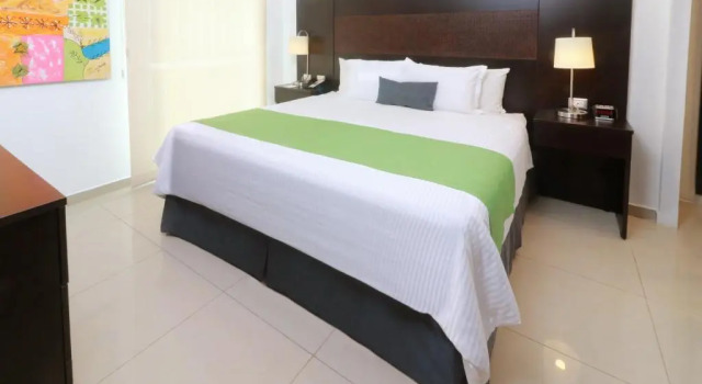 Номер Standard с красивым видом из окна Courtyard by Marriott Guadalajara Andares