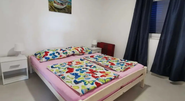 Boutique Apartment in Pirovac With Terrace, Забронировать Апартаменты/квартира Пировац Шибенско-Книнская жупания