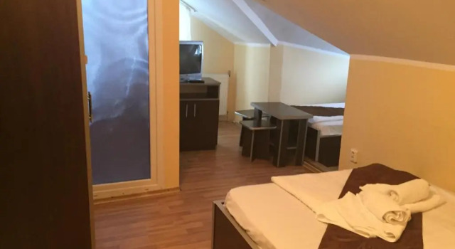Cabana Atlas, Varaa Hotelli Lupeni 