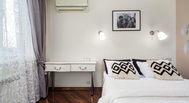 Apartments on Miklukho-Maklaya street, 33, Book Apartment Moscow Russia