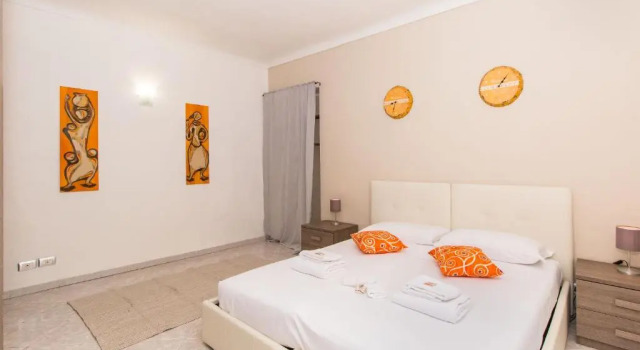 La Casa Del Valentino, Varaa Hotelli San Salvario Valentino Torino