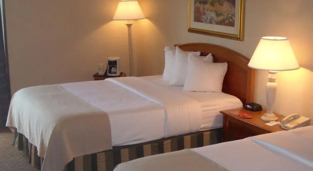 Ramada Topeka West, Boek Hotel Topeka 