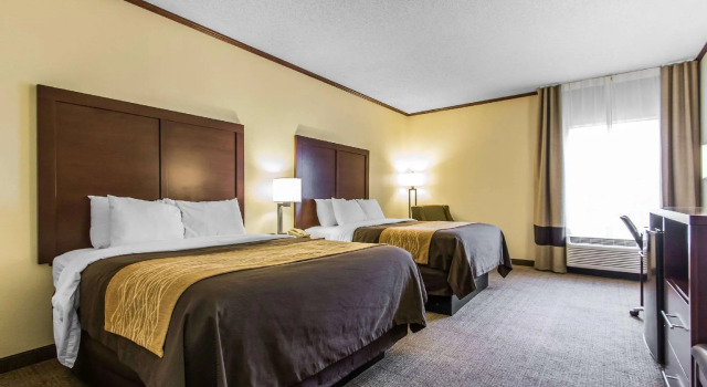 Четырёхместный номер Standard Ardmore Inn & Suites Ardmore