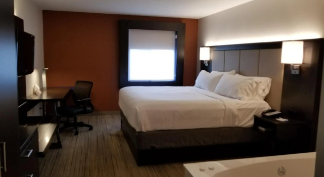 Holiday Inn Express Birch Run-Frankenmuth Area, Varaa Hotelli Hotellit Frankenmuth aamiaisella, Aamiainen