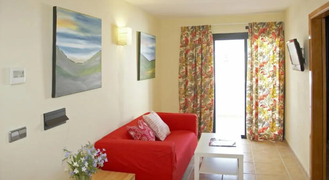 Кровать в общем номере с 2 комнатами Apartamentos San Francisco