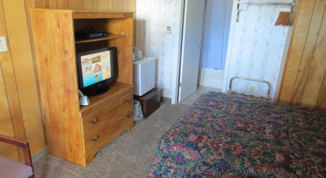 Двухместный номер Standard Lake N Pines Motel