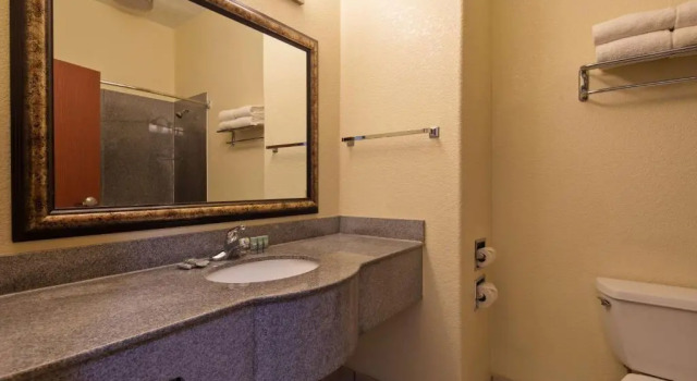 Люкс Best Western Palace Inn & Suites
