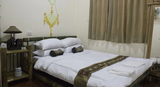 Aiyares Chalet Chiangmai