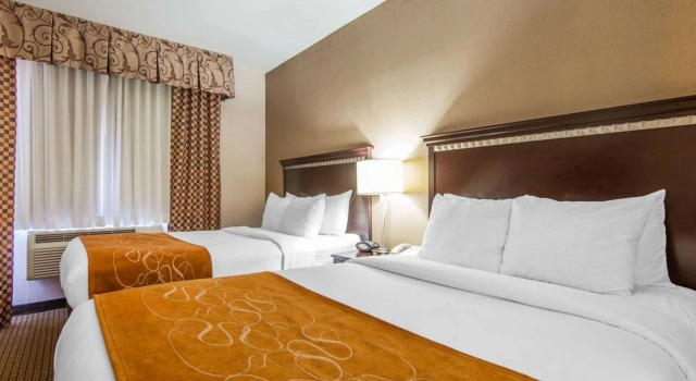 Четырёхместный люкс Comfort Suites London South