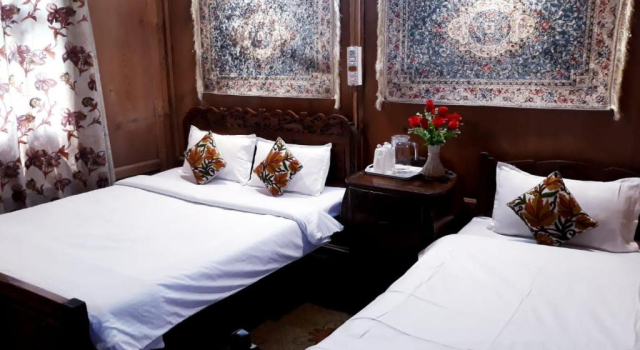 Номер Standard Floating Luxury Group Of Houseboats