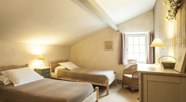 La Roche d'Esteil, Réserver Maison d'hôtes Hôtels à Aquitaine avec parking, Parking