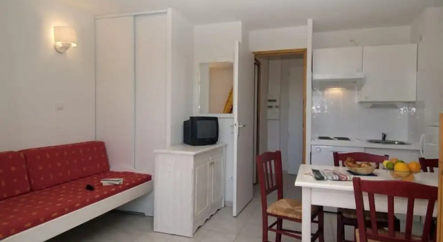 Résidence Odalys Domaine des Hauts de Salavas, Prenota Hotel Hotel a Alvernia con parcheggio, Parcheggio