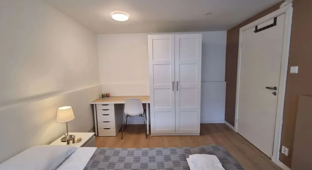 Room-spacious Private Room, Queen Bed, C, Boek Appartement Appartementen in Rogaland, Appartement