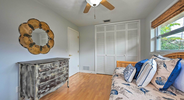 Sunny Largo Retreat: 4 Mi From Indian Rocks Beach!