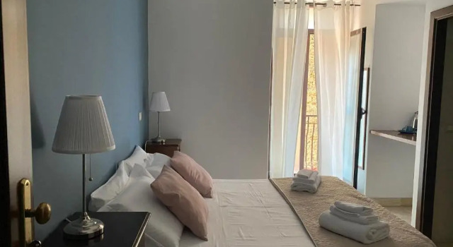 Etna Rosso b&b