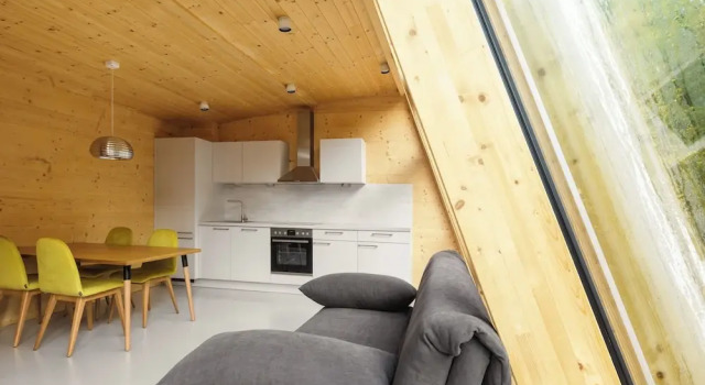 Mondholz - Urban Inn 24-7