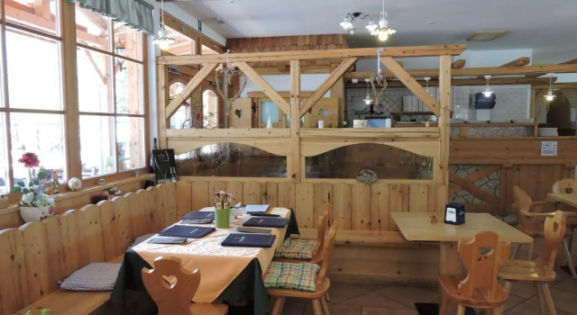 Camping Al Lago Ledro, Забронировать Кемпинг Отели Пьеве-ди-Ледро 3 звезды, 3*