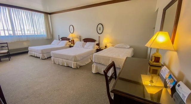 Трёхместный номер Standard c 1 комнатой Nobile Suites Excelsior Asuncion