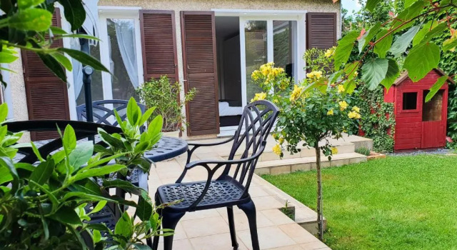 Апартаменты EXIGEHOME- Maison de charme avec jardin à 30 minutes de Paris