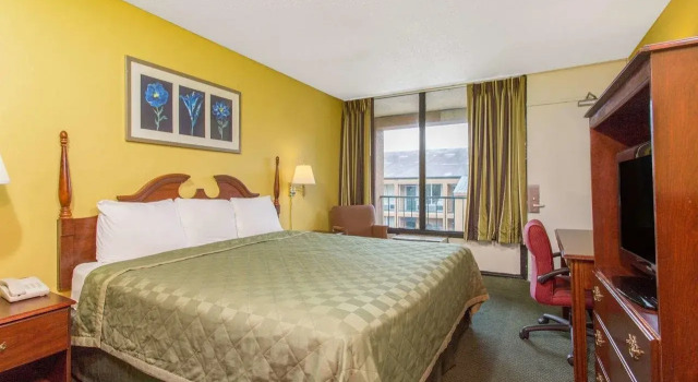 Howard Johnson Inn Roanoke/Airport, Book Hotel SPA-hoteller i Roanoke, SPA