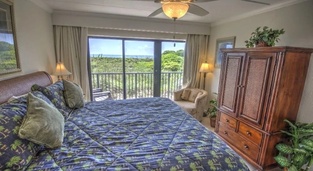 Continental 101 Minium 2 Bedroom Condo by RedAwning