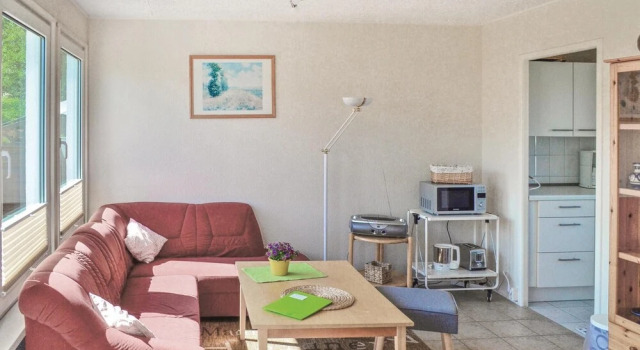 Awesome Home in Hohen Wieschendorf With 2 Bedrooms