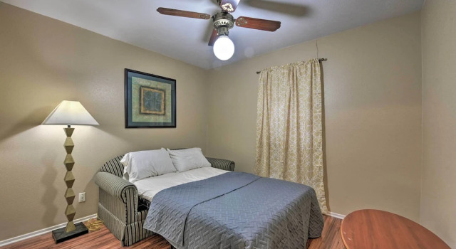 Pet-friendly Missouri City Home w/ Fenced-in Yard!