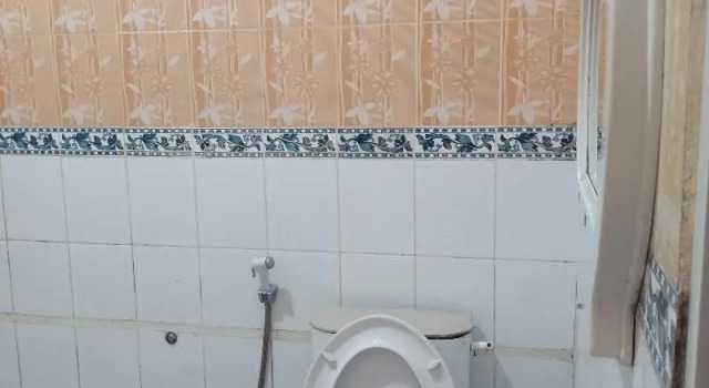 Deluxe Doppel Zimmer RedDoorz Syariah At Santana Stasiun Kepanjen
